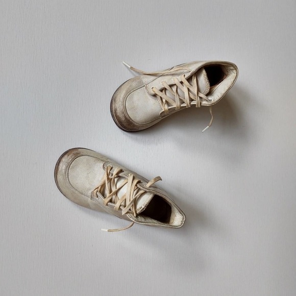 VINTAGE Leather Baby Boots - Picture 2 of 5